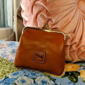 NWT Dooney Kiss Locked LRG Framed Purse
